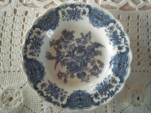 Petite assiette creuse - creuse, 20cm