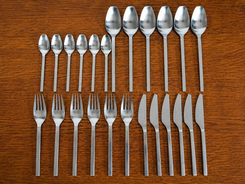 Set couverts mcm - 24,