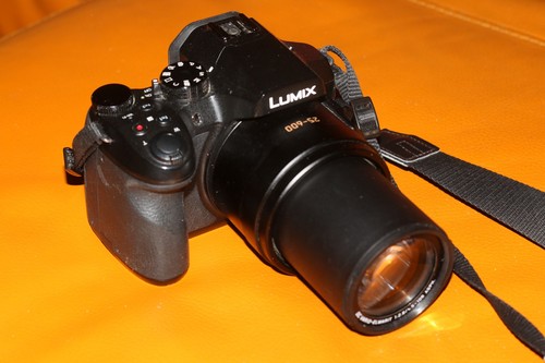 Appareil photo bridge - photo,