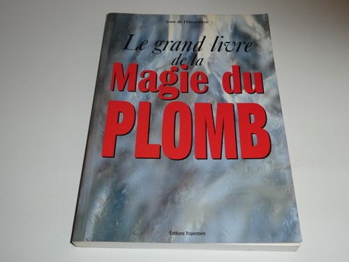 Grand livre magie - la,