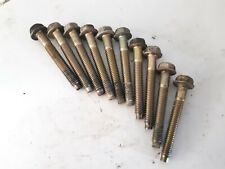 vis de carter briggs et stratton 692125 de tondeuse  autoportée MTD B100