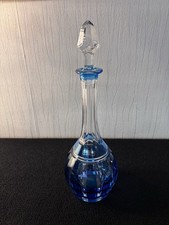 Carafe à vin modèle proche