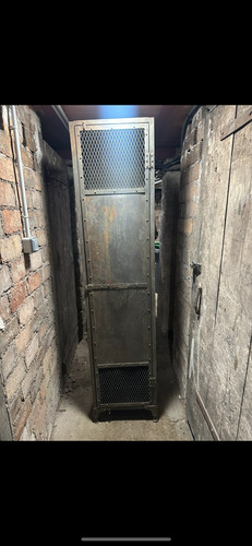 Armoire vestiaire industrielle