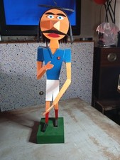 personnage en carton