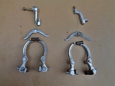 Paire d'étrier de frein avant