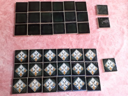 Lot petits carrelages - , anciens