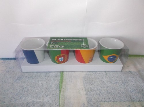 Lot petites tasses - lot,