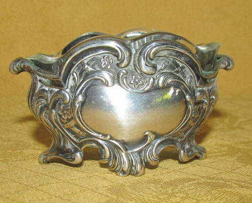 Petit saleron salière avec