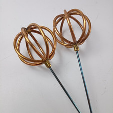 2 Epingles à chapeaux