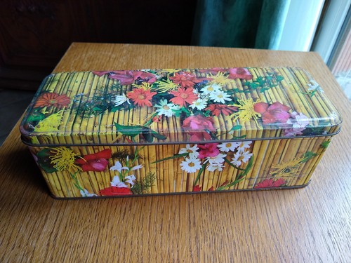 Ancienne boite fer - boite, en