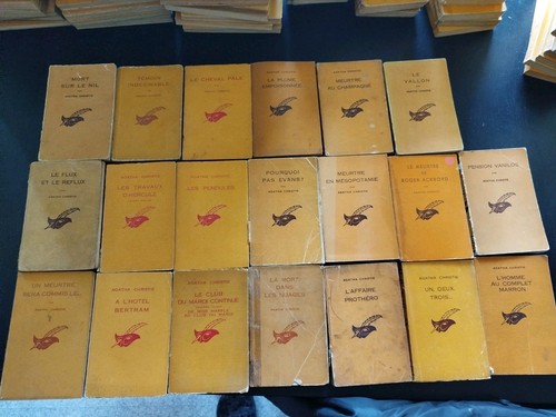 Livre agatha christie - agatha,