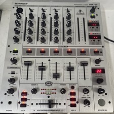 Behringer DJX700 Professional