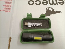 Lampe de poche tactique LED