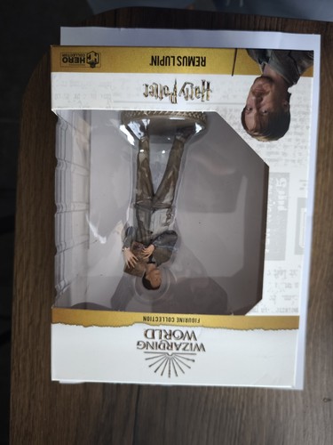 Wizarding world figurine - wizarding,