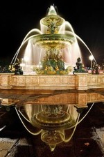 PLAQUE  DÉCORATIVE EN MÉTAL