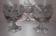 5 Coupes champagne cristal