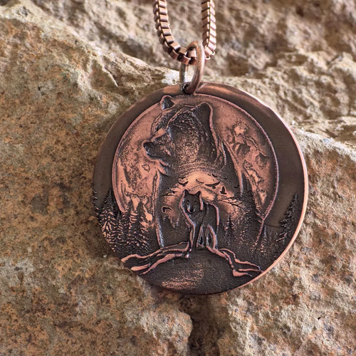 Collier animal totem lunaire