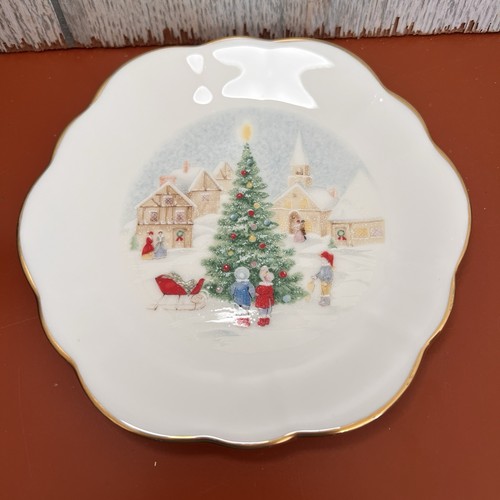 Mikasa merry christmas gold - merry,