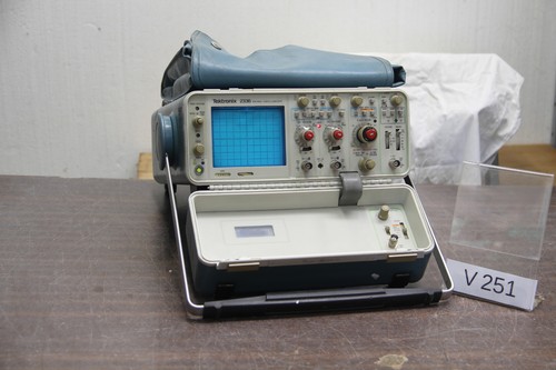 Tektronix 2236 portable - tektronix,