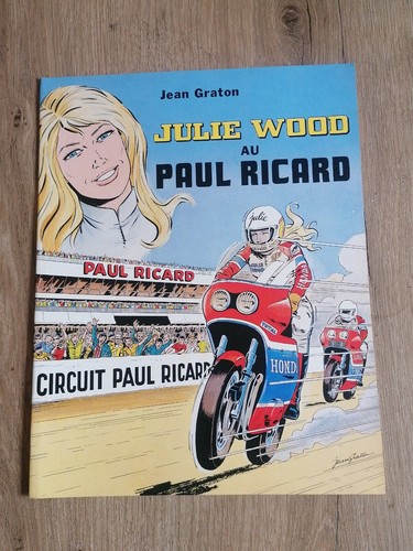 Julie wood paul ricard - julie, au