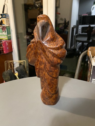 Sculpture loupe thuyas - sculpture,