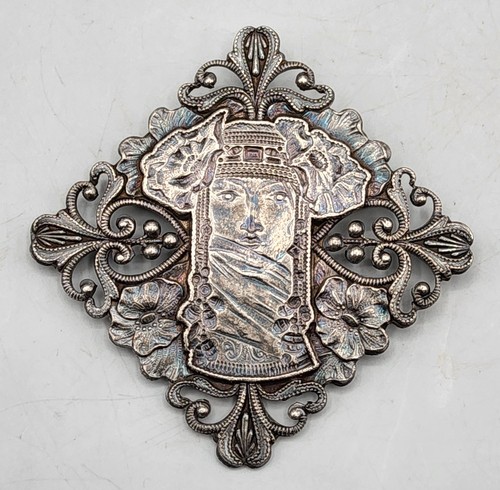 Bijou fantaisie broche métal