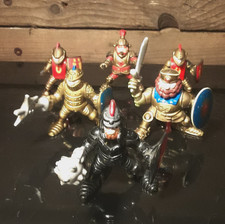 Lot 6 Figurines Chevaliers