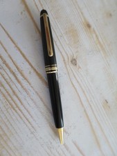 stylo roller mont blanc