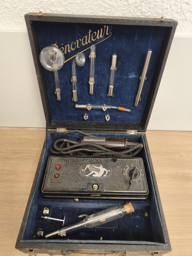 Ancien coffret électrique