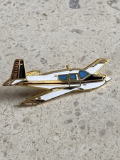 Pin’s Avion Cessna •