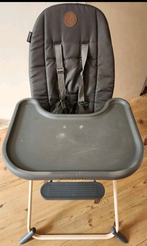 Chaise haute bébé - chaise,