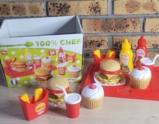 Lot dinette + boîte Ecoiffier