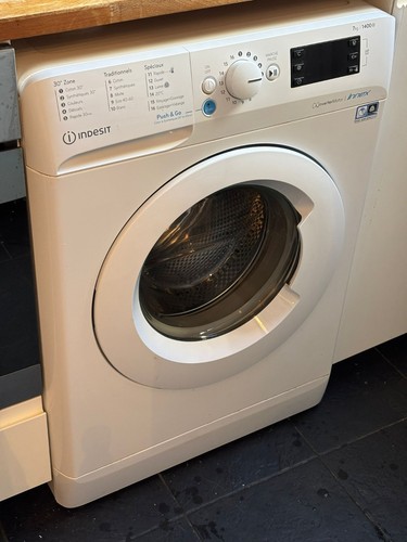 Machine laver linge - à, le