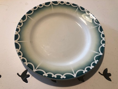 Anciennes assiettes plates - 3,