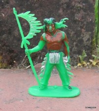 SOLDAT W. GERMANY FAR WEST / FIGURINE  INDIEN AVEC LANCE