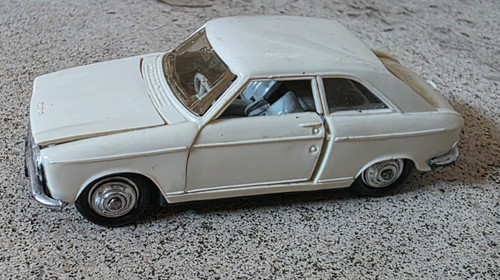 Peugeot 204 coupé norev - 204, n°