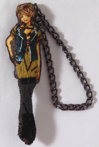 Breloque broderie disney - breloque,