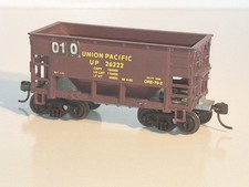Roundhouse Hopper wagon for Union Pacific. Good condition. No Box. HO Scale