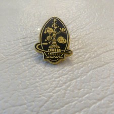 Disney Euro Disney Imagineering Space Pin