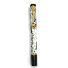 Parker  Duofold  Rollerball Pen Pearl & Black  & Gold In Box   *