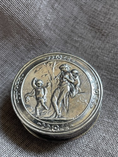 Ancienne boîte pilules en - pilules,