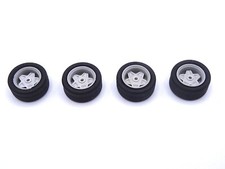 ALEZAN MODELS. 1/43 ACCESSORIES. FERRARI SET OF 4 WHEELS. CENTRAL NUT.