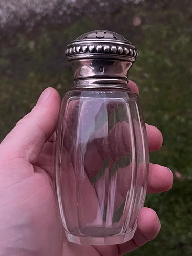 Superbe saupoudreuse cristal - superbe,