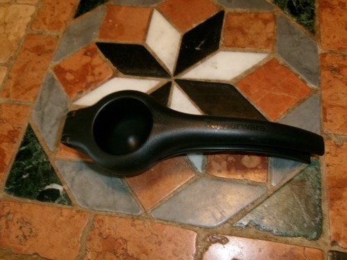 Tupperware presse agrumes - tupperware,