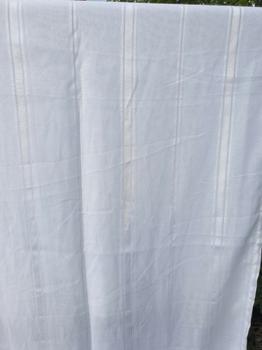 Voilage blanc neuf avec à - neuf,
