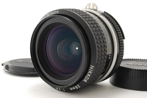 Objectif grand angle nikon - grand, ai