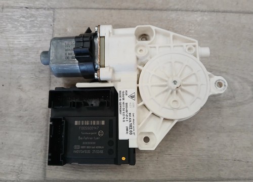 Moteur lève vitre droit