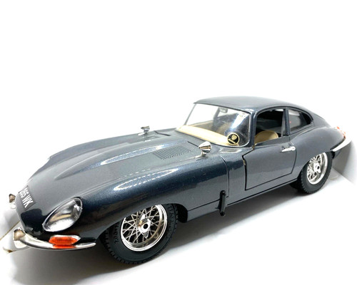 Voiture bburago jaguar - 1/18,