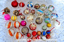 Lot de  boules et décorations