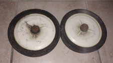Ancienne paire de roues  tondeuse a gazon Bernard BM moteur outils jardin